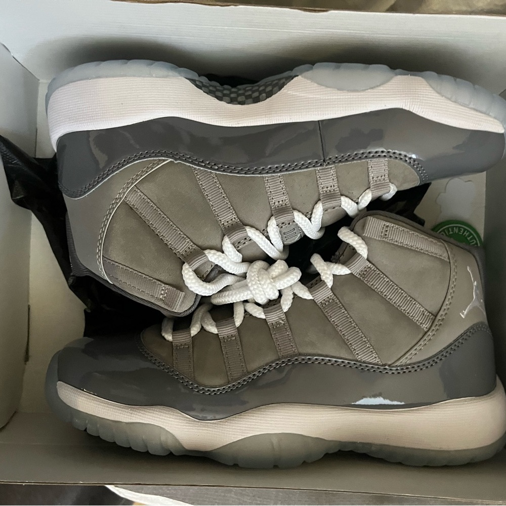 Jordan 11 cool grey